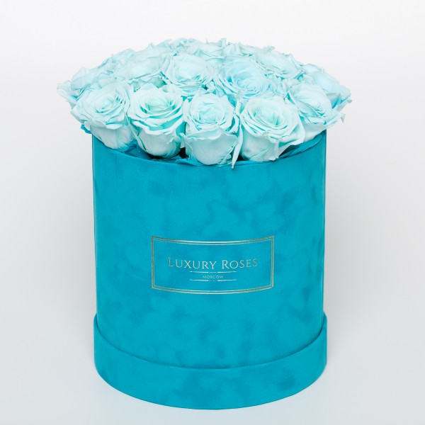 Букет 19 тиффани роз в бархатной коробке